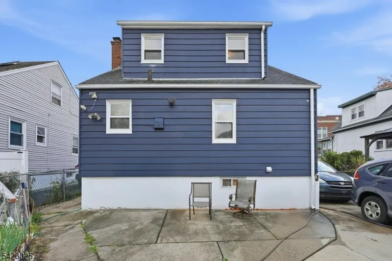 721 E Curtis St Linden City, NJ 07036