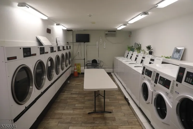39 E 39Th St #7R Unit 7R Paterson City, NJ 07514