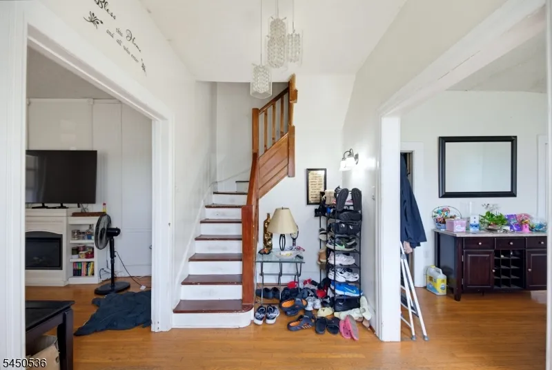 401 Summit ave Westville, NJ 08093