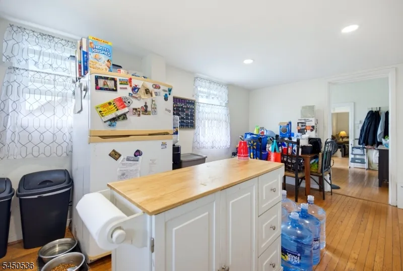 401 Summit ave Westville, NJ 08093