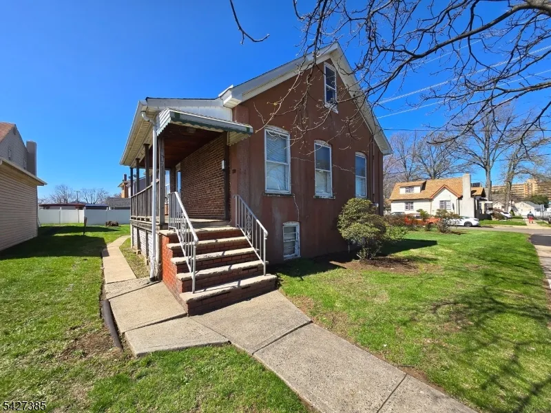 117 Grant St Linden City, NJ 07036