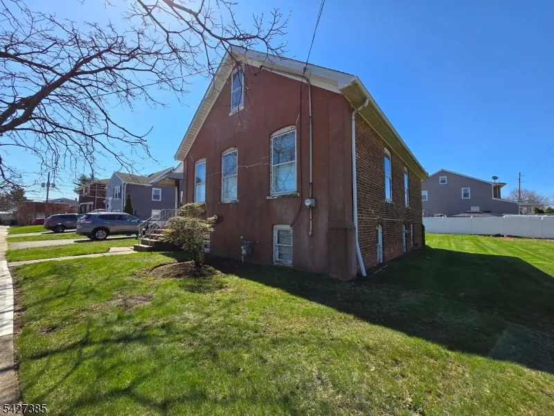 117 Grant St Linden City, NJ 07036