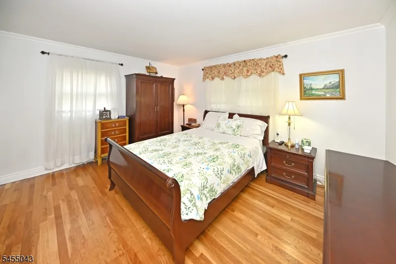 393 Gregory Rd Paramus, NJ 07652