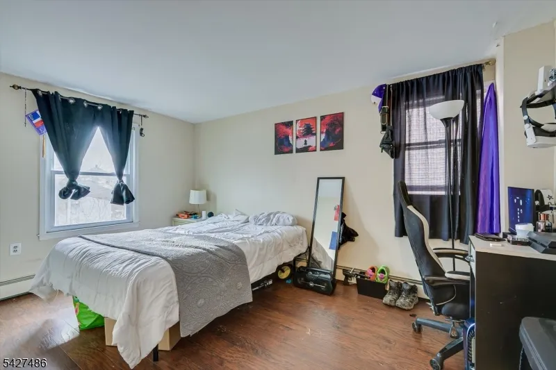 128 S Broadway South Amboy City, NJ 08879