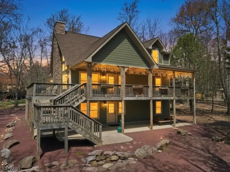 12 Lupine Pennsylvania, NJ 18624