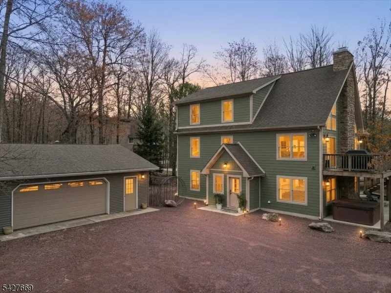 12 Lupine Pennsylvania, NJ 18624
