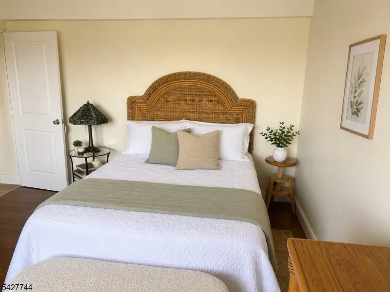 377 S Harrison Street 15D #15D Unit 15D East Orange City, NJ 07018