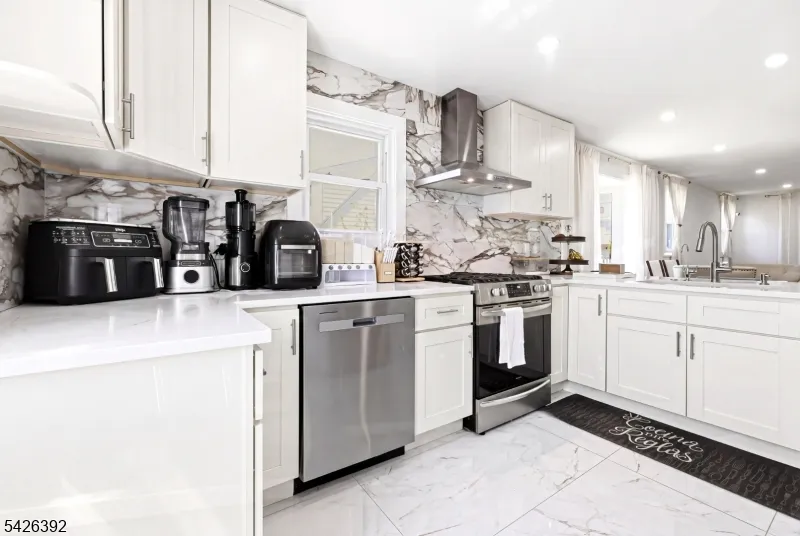202 Arch St Delran, NJ 08075