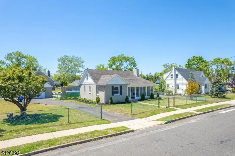 202 Arch St Delran, NJ 08075