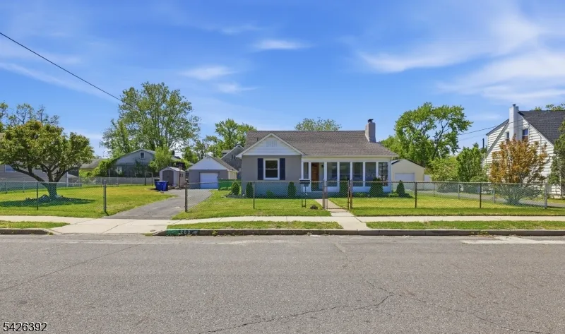 202 Arch St Delran, NJ 08075