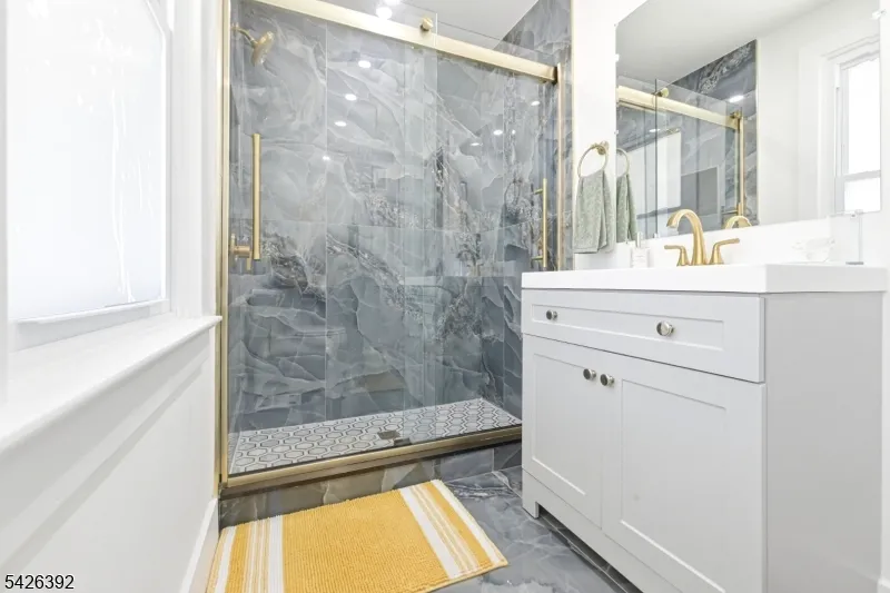 202 Arch St Delran, NJ 08075