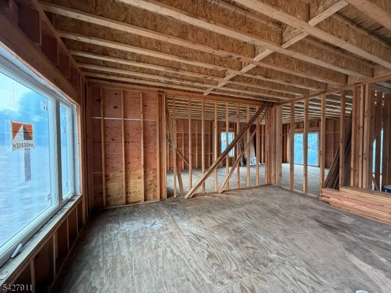 6 Exeter Ln Hardyston, NJ 07419