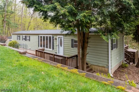 12 Timbercroft Rd