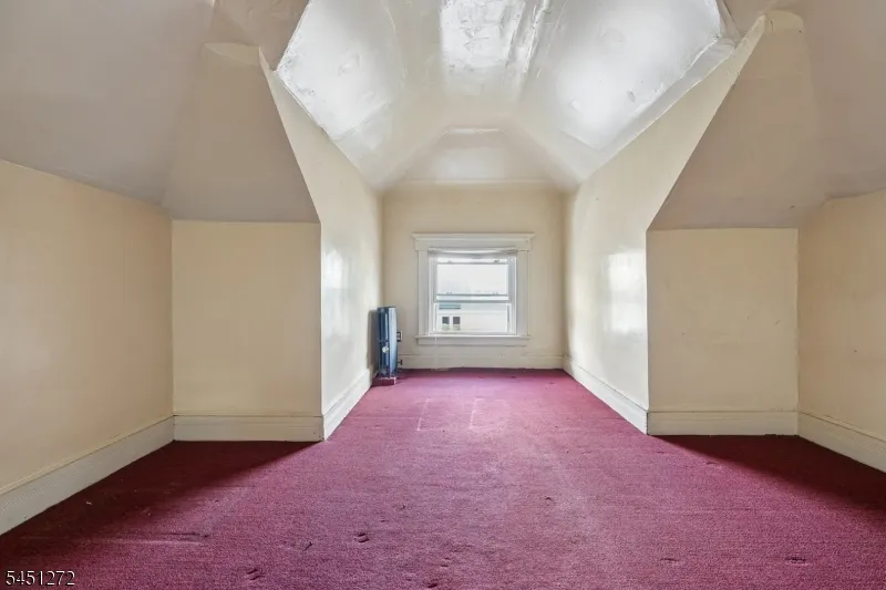 14 Scheerer Ave Newark City, NJ 07112