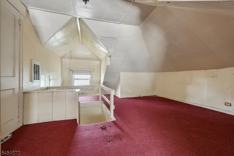 14 Scheerer Ave Newark City, NJ 07112