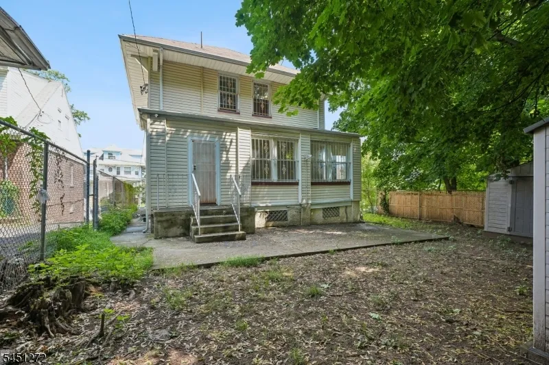 14 Scheerer Ave Newark City, NJ 07112