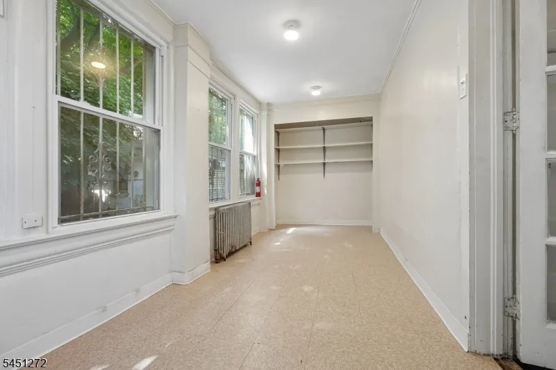 14 Scheerer Ave Newark City, NJ 07112