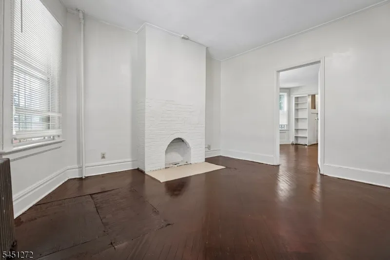 14 Scheerer Ave Newark City, NJ 07112