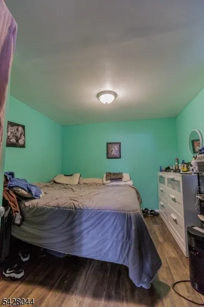 627 Van Buren Ave Linden City, NJ 07036