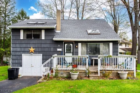 32 Madison Dr