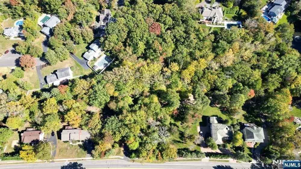 860 Rivervale Road River Vale, NJ 07675