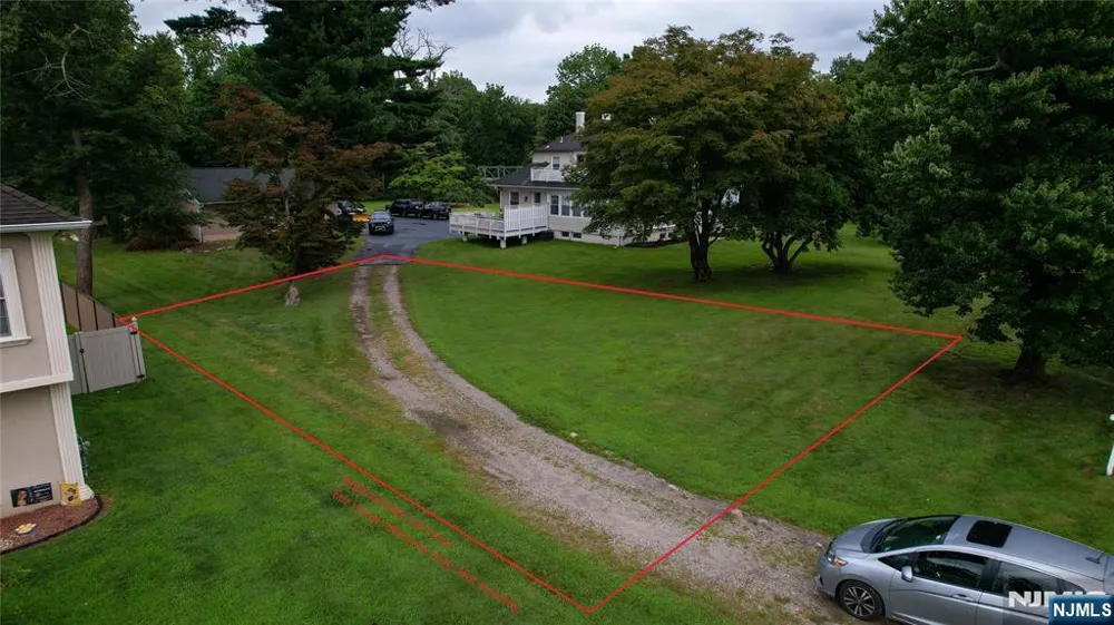 8 Newark Pompton Turnpike Pequannock Township, NJ 07440