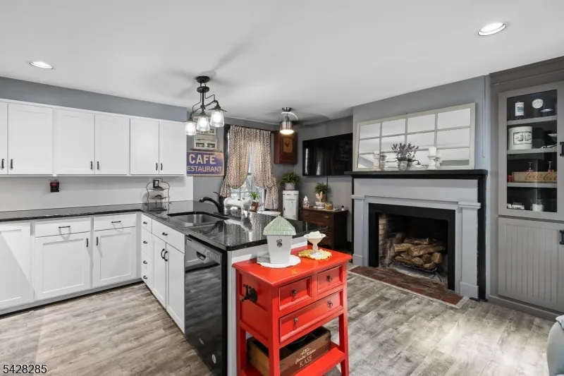 269 Quakertown Rd Franklin, NJ 08867