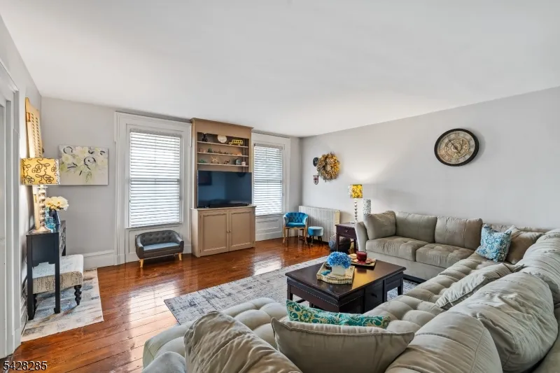 269 Quakertown Rd Franklin, NJ 08867
