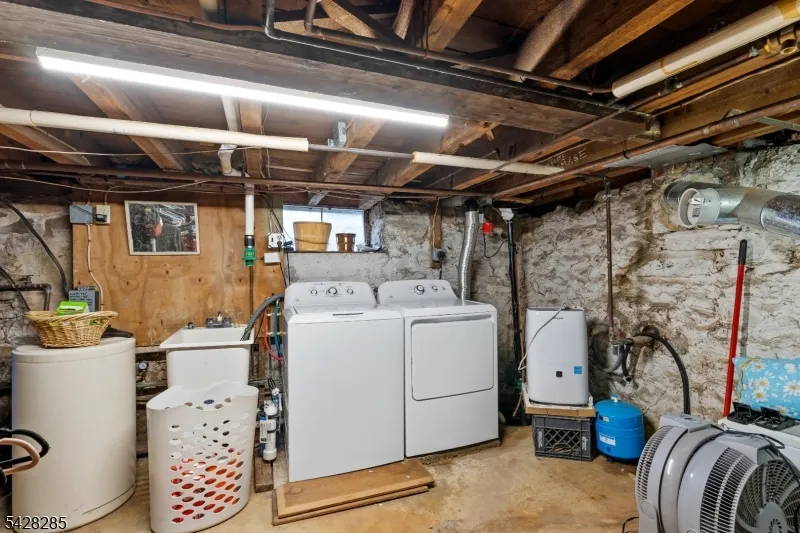 269 Quakertown Rd Franklin, NJ 08867