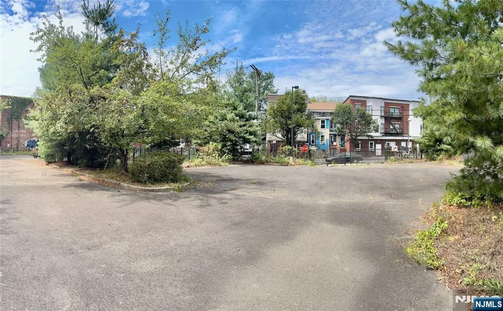 66-68 N Main Street Paterson, NJ 07522
