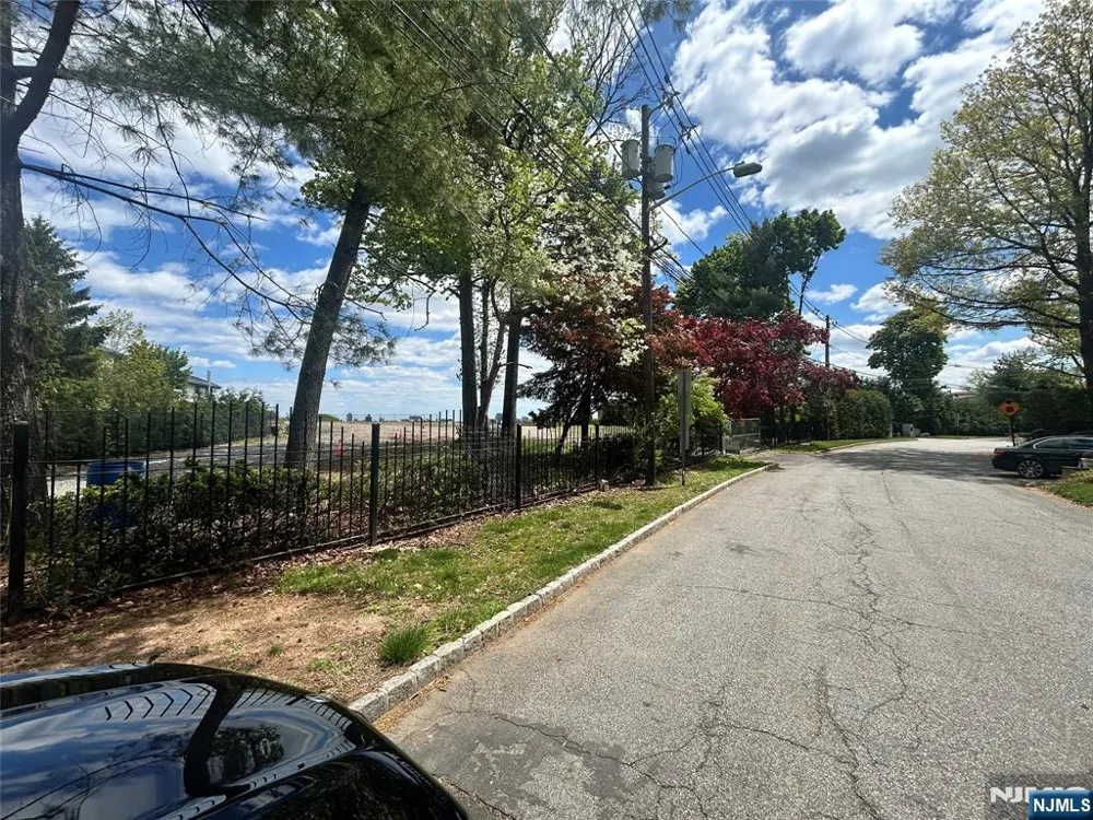 55 & 69 Bluff Road Fort Lee, NJ 07024