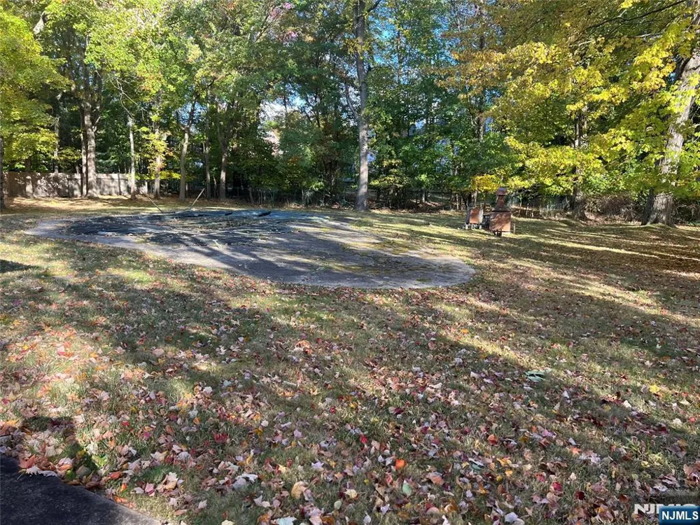 90 Dyer Court Norwood, NJ 07648