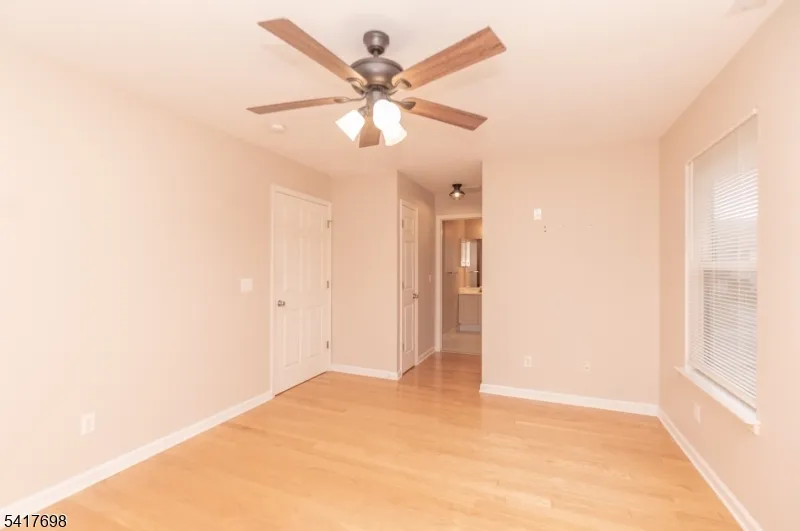 4 Eagles Nest Ln Hardyston, NJ 07419