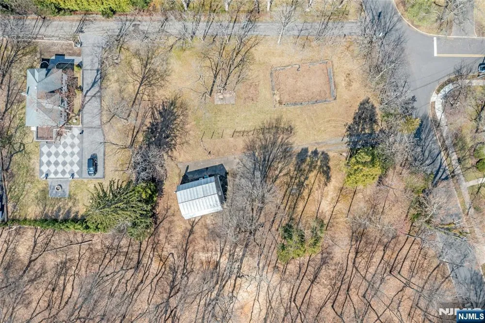 510 W Saddle River Road Ridgewood, NJ 07450