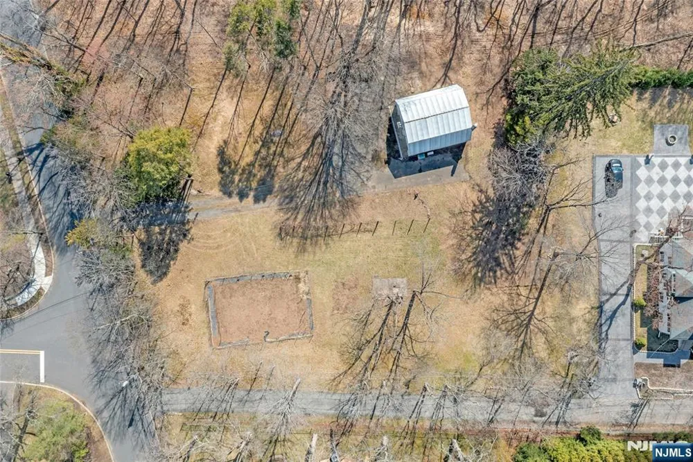 510 W Saddle River Road Ridgewood, NJ 07450