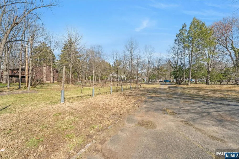 510 W Saddle River Road Ridgewood, NJ 07450