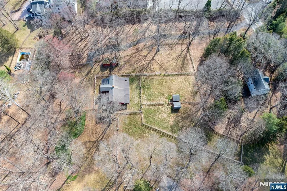 98 E Saddle River Road Saddle River, NJ 07458