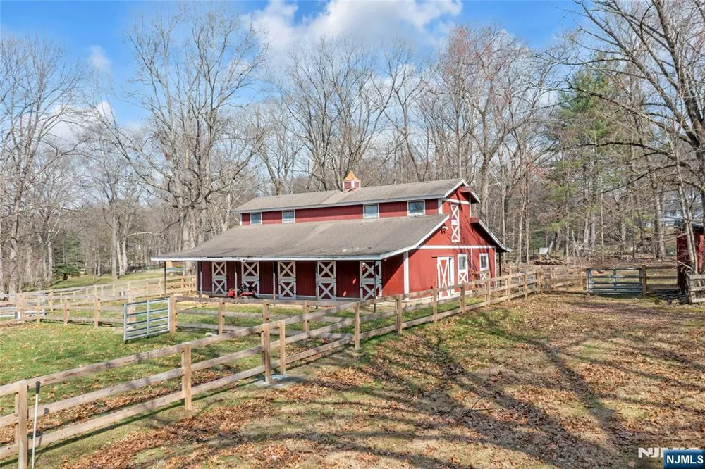 98 E Saddle River Road Saddle River, NJ 07458