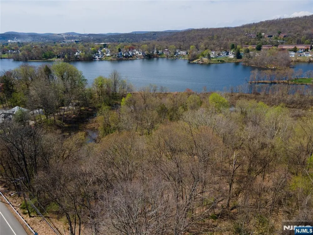 Terhune Drive Wayne, NJ 07470