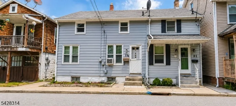 19 Limekiln Rd Phillipsburg Town, NJ 08865