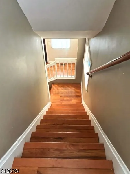 104 W 18Th St Linden City, NJ 07036