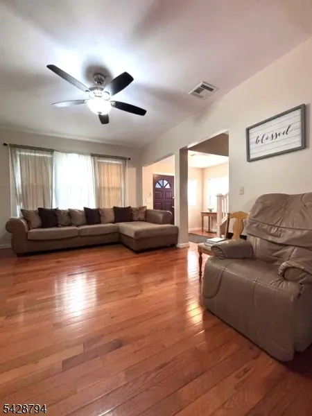 104 W 18Th St Linden City, NJ 07036
