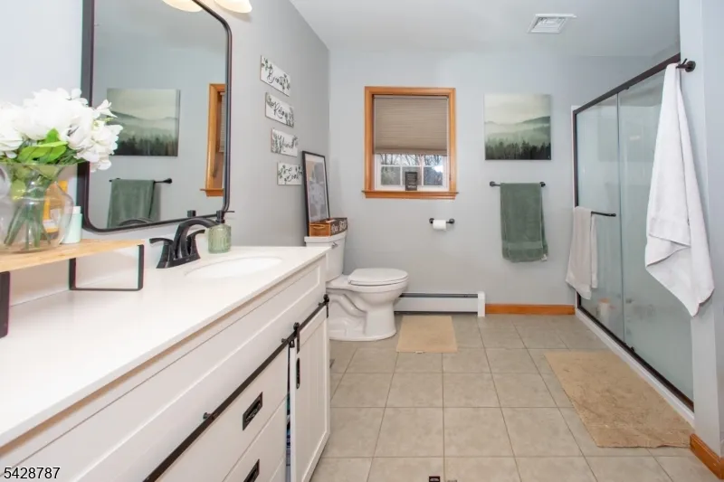 70 Holland Rd Wantage, NJ 07461