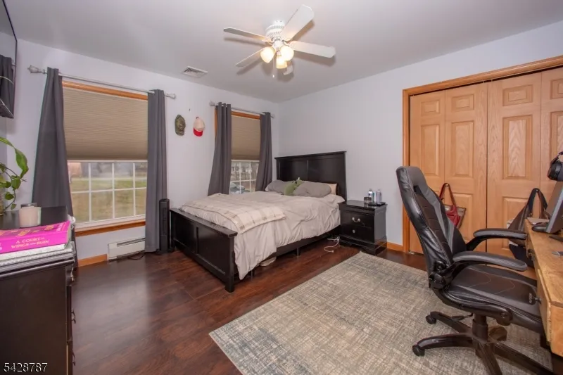 70 Holland Rd Wantage, NJ 07461