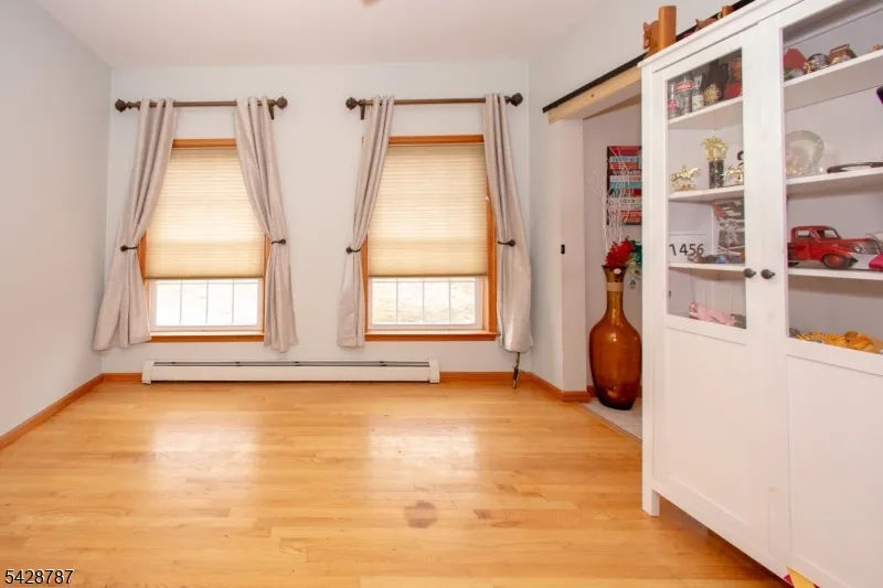 70 Holland Rd Wantage, NJ 07461