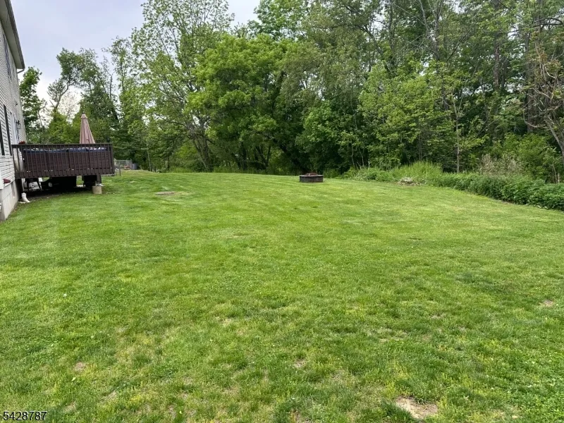 70 Holland Rd Wantage, NJ 07461