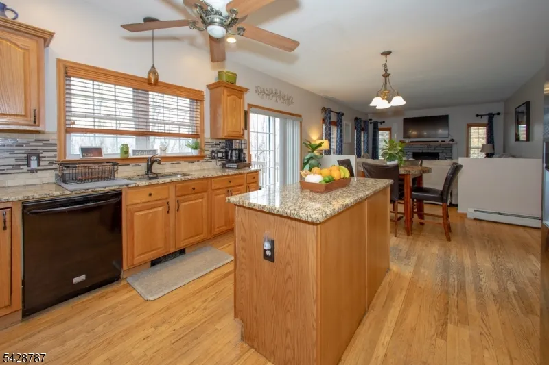 70 Holland Rd Wantage, NJ 07461