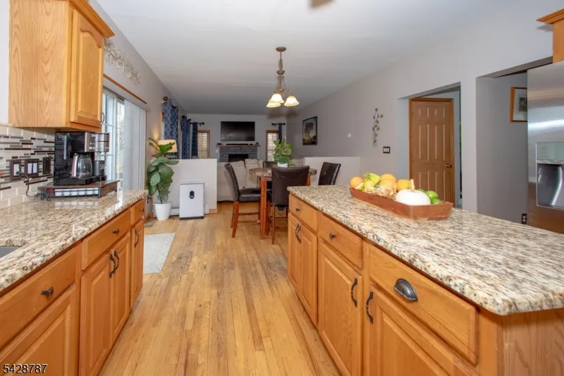 70 Holland Rd Wantage, NJ 07461