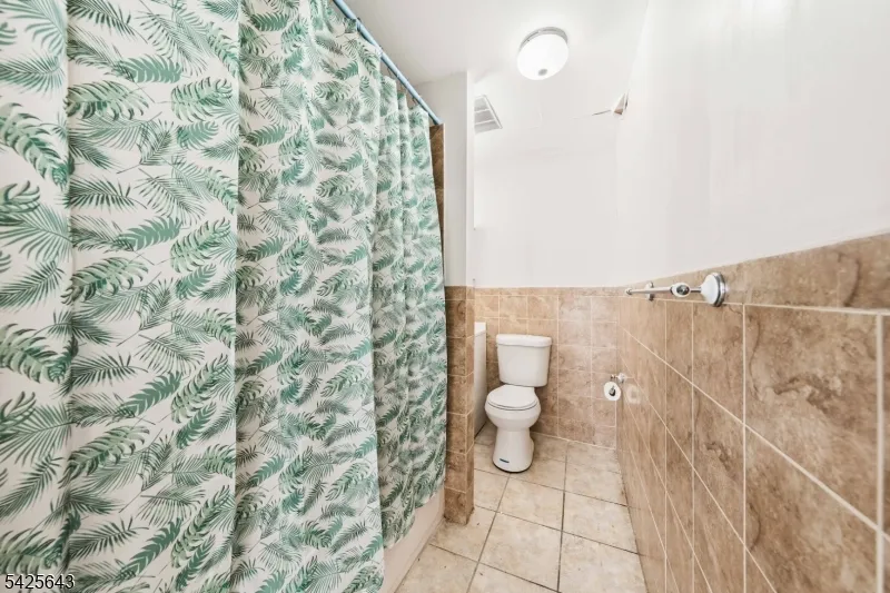 528 Spring St #3 Unit 3 Elizabeth City, NJ 07201