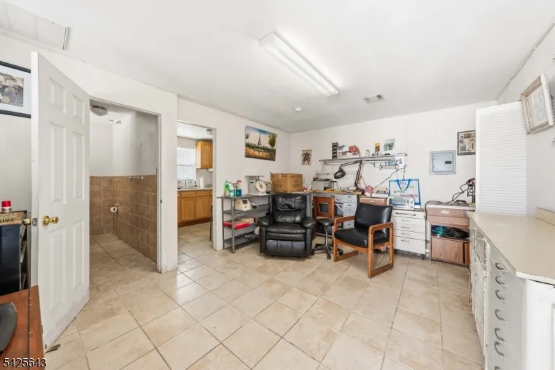 528 Spring St #3 Unit 3 Elizabeth City, NJ 07201